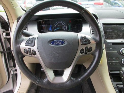Used 2014 Ford Taurus SEL w/ Equipment Group 201A FWD image 20