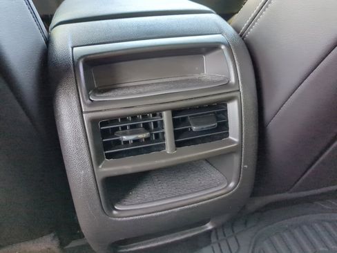 Certified 2023 Cadillac XT5 Premium Luxury image 16