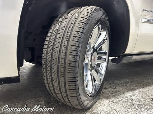 Used 2013 Cadillac Escalade Platinum image 35