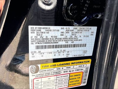 Used 2025 Ford Expedition Active RWD image 29