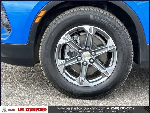 Used 2025 Chevrolet Blazer LT w/ Driver Confidence Package FWD image 10