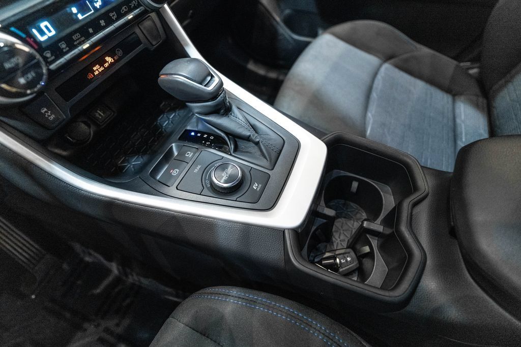 Certified 2025 Toyota RAV4 SE AWD/4WD image 23