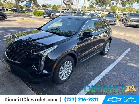 Used 2023 Cadillac XT4 Luxury w/ Cold Weather Package AWD/4WD image 1