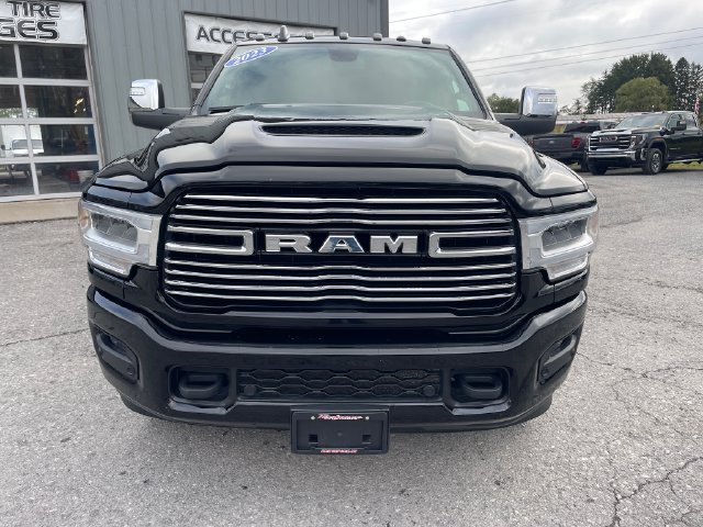 Used 2023 RAM 2500 Laramie AWD/4WD image 2