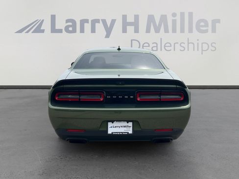 Used 2019 Dodge Challenger SRT Hellcat w/ Laguna Leather Package RWD image 4