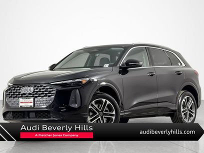 Used 2025 Audi Q5 Premium w/ Convenience Package