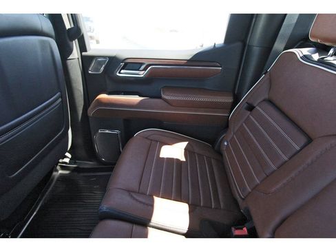 Used 2024 GMC Sierra 1500 Denali Ultimate AWD/4WD image 12
