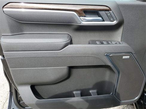 New 2025 GMC Sierra 1500 Elevation w/ Preferred Package image 19