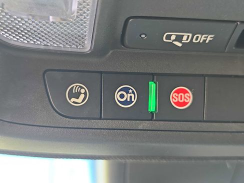 Used 2020 Cadillac XT4 Premium Luxury image 25