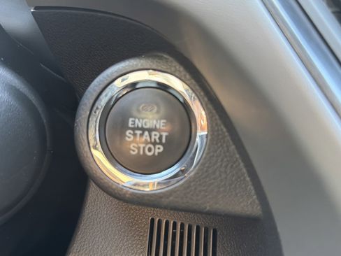 Certified 2024 Subaru Crosstrek 2.5i Limited w/ Crosstrek Mirror Package image 26