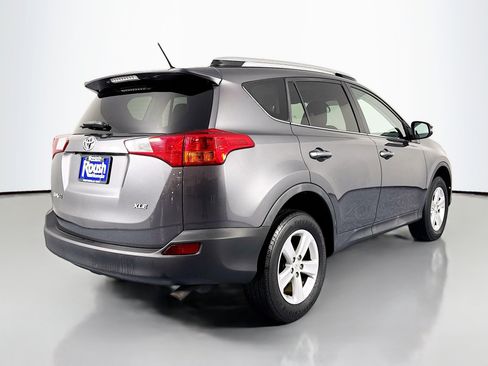 Used 2014 Toyota RAV4 XLE image 5
