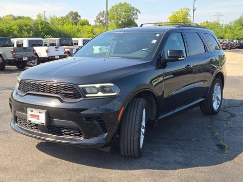 Used 2024 Dodge Durango GT AWD/4WD image 3