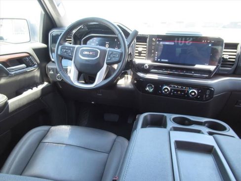 Used 2024 GMC Sierra 1500 SLT RWD image 13