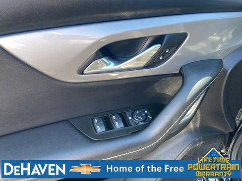 Used 2024 Chevrolet Blazer LT AWD/4WD image 23