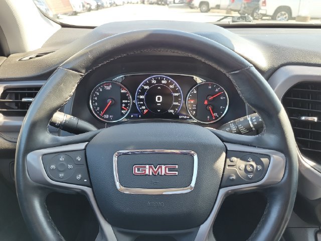 Used 2023 GMC Acadia AT4 w/ Technology Package AWD/4WD image 25