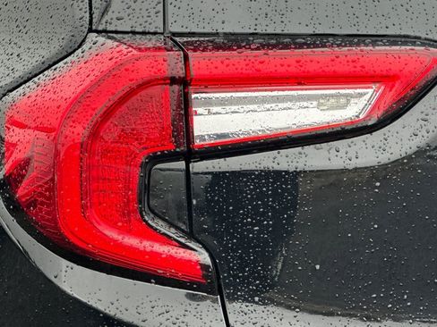 Used 2024 GMC Terrain Denali w/ Black Diamond Edition image 48