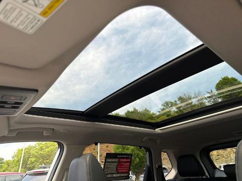 Certified 2023 Nissan Rogue Platinum w/ Platinum Premium Package FWD image 23