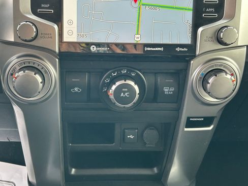 Used 2020 Toyota 4Runner SR5 image 22