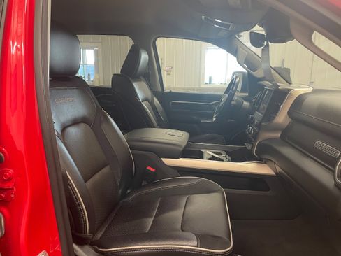 Used 2022 RAM 1500 Laramie image 30