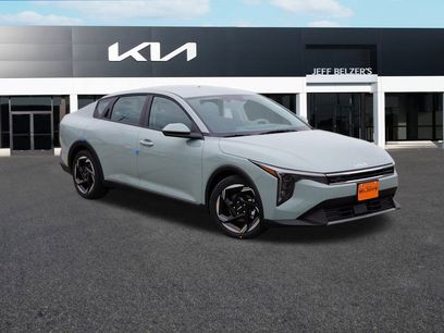 New 2025 Kia K4 EX