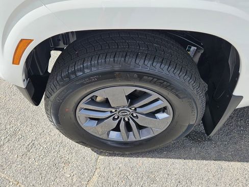 New 2026 Nissan Frontier SV w/ Tow Package image 17