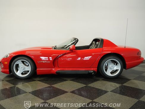 Used 1993 Dodge Viper RT/10 image 2