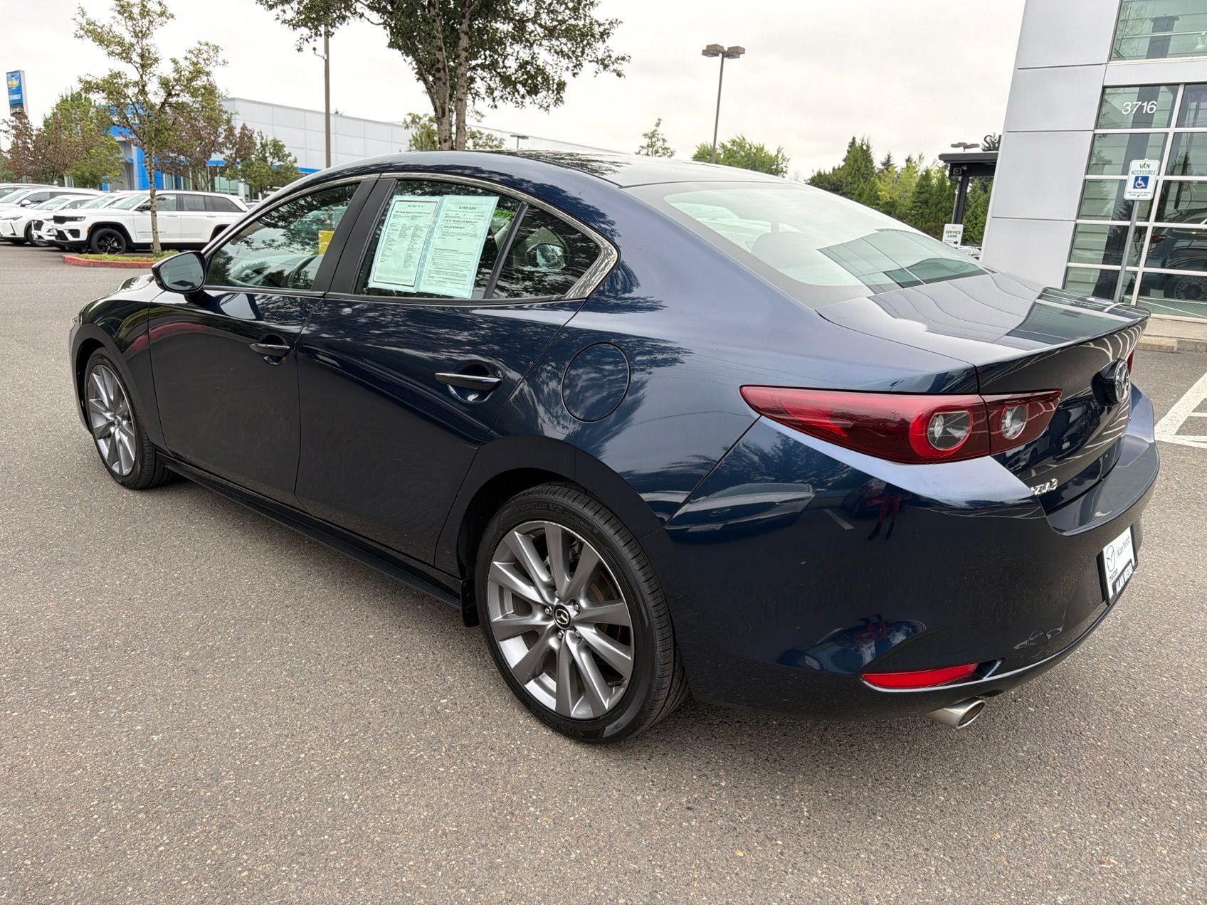 Used 2024 MAZDA MAZDA3 s FWD image 2