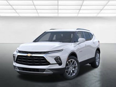 New 2025 Chevrolet Blazer LT w/ Sound & Technology Package image 6