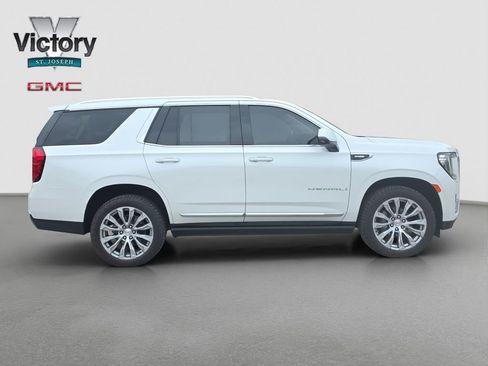 Used 2022 GMC Yukon Denali AWD/4WD image 18
