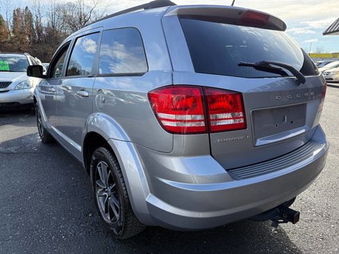 Used 2018 Dodge Journey SE w/ Connectivity Group image 7