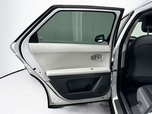 Used 2024 Hyundai Ioniq 5 SEL image 26