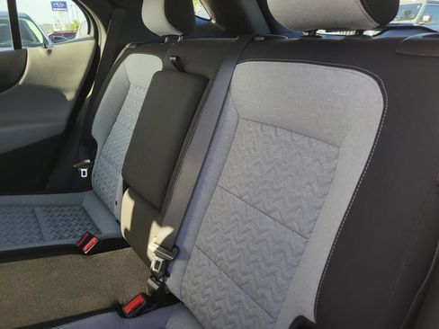 Used 2024 Chevrolet Equinox LS w/ Driver Confidence II Package FWD image 13