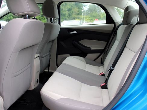 Used 2013 Ford Focus SE w/ Super Fuel Economy (SFE) Pkg image 19