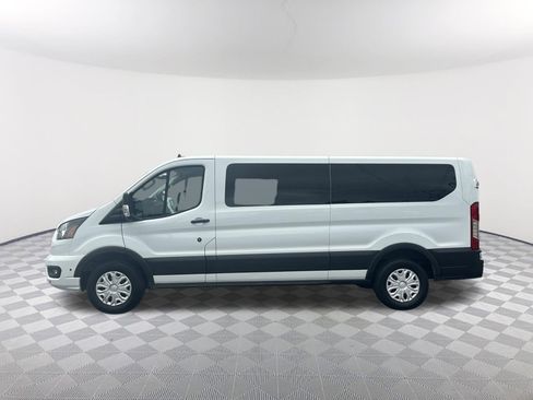 Used 2025 Ford Transit 350 XLT RWD image 8
