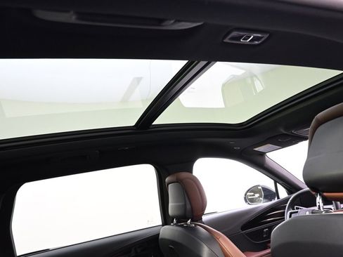 New 2026 Lincoln Nautilus Reserve image 17