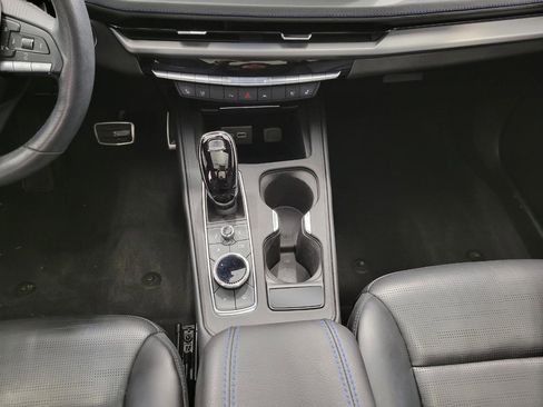 Certified 2024 Cadillac XT4 Sport image 16