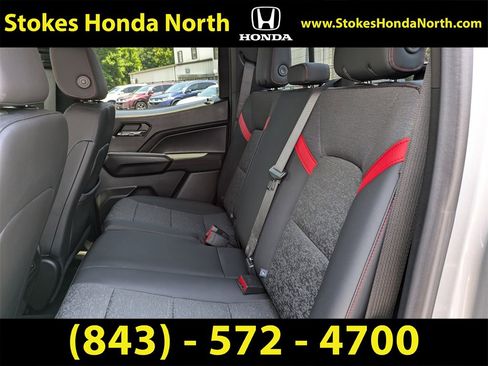 Used 2023 Chevrolet Colorado Z71 w/ Z71 Convenience Package 2 image 11