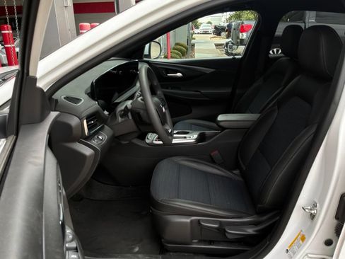 Used 2025 Buick Envista Preferred FWD image 10