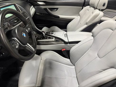 Used 2014 BMW M6 Convertible RWD image 16