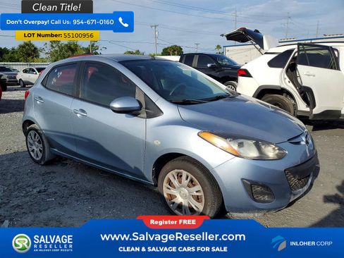 Used 2013 MAZDA MAZDA2 Sport FWD image 5