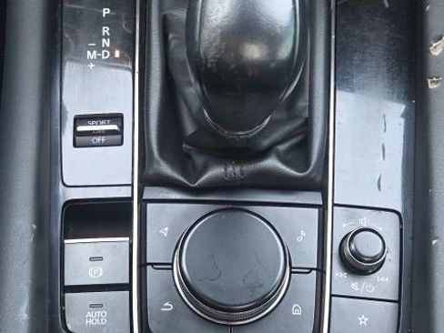 Used 2021 MAZDA MAZDA3 s FWD image 30