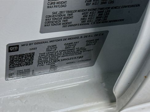 Used 2024 GMC Sierra 1500 Elevation image 12