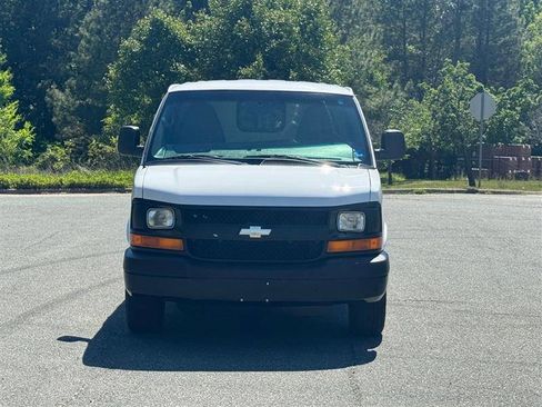Used 2012 Chevrolet Express 1500 RWD image 9