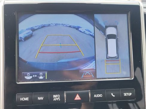 Used 2018 Toyota Land Cruiser w/ Preferred Accessory Package AWD/4WD image 17