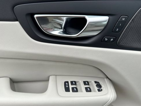 New 2026 Volvo XC60 T8 Ultra w/ Climate Package AWD/4WD image 14