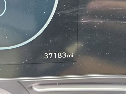 Used 2024 Hyundai Kona Limited image 29