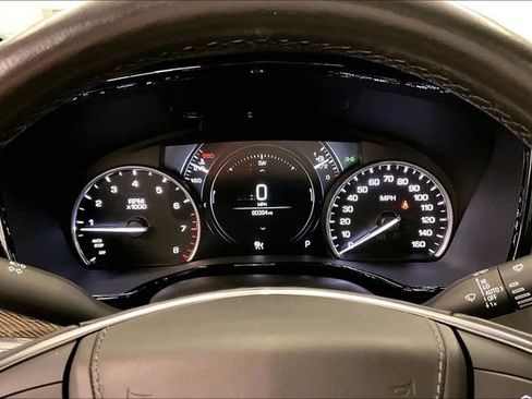 Used 2019 Cadillac XT5 Platinum AWD/4WD image 29
