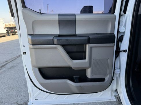 Used 2022 Ford F450 XL w/ Power Equipment Group image 26