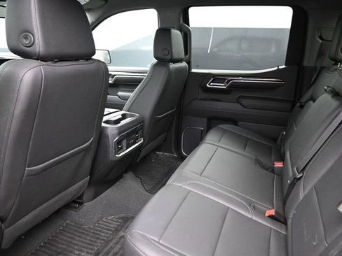 Used 2024 Chevrolet Silverado 1500 LTZ AWD/4WD image 14