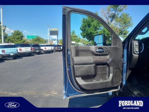Used 2022 Chevrolet Silverado 2500 LTZ w/ LTZ Plus Package AWD/4WD image 13